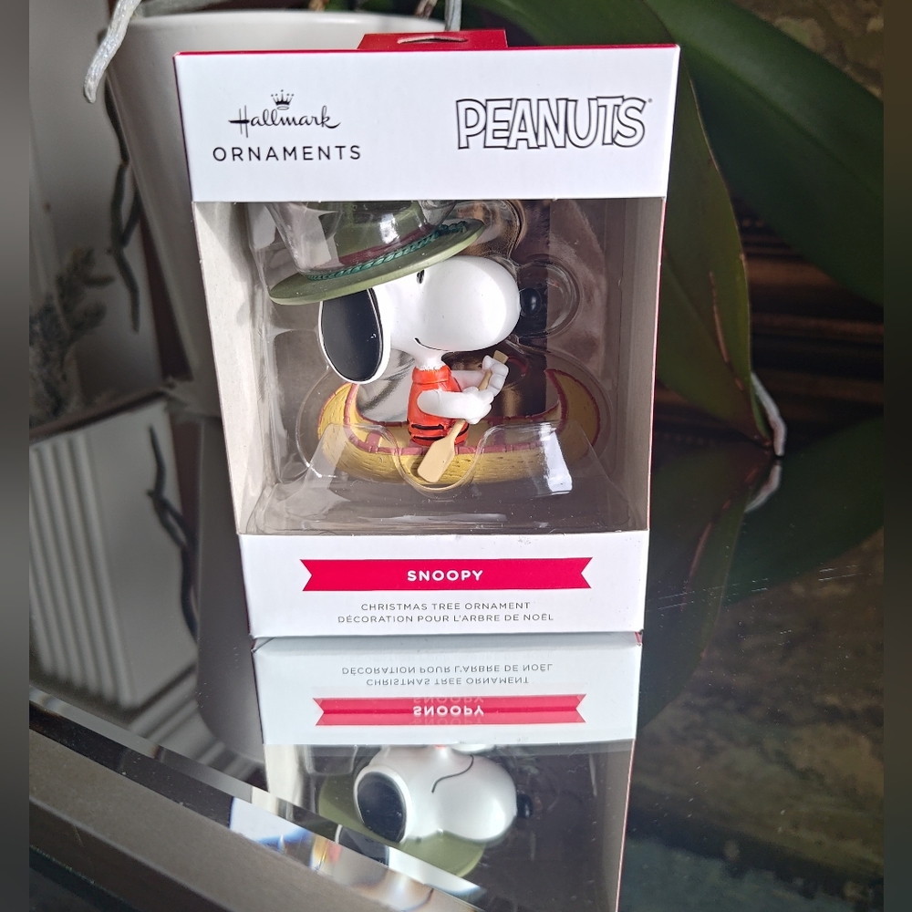 PEANUTS SNOOPY EXPEDITION BEAGLE SCOUT in CANOE Hallmark Christmas Ornament 2025